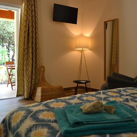 La Romagnolette Bed & Breakfast Saint-Restitut Eksteriør bilde