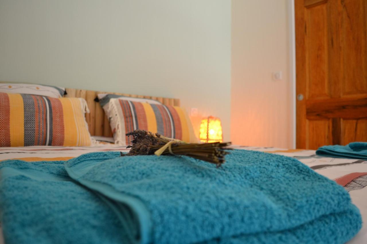 La Romagnolette Bed & Breakfast Saint-Restitut Eksteriør bilde